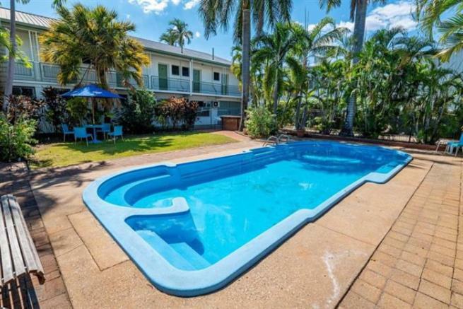 Hiway Motel